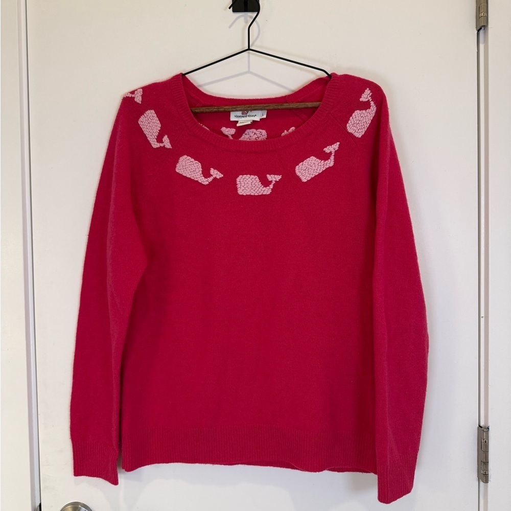Vineyard Vines Hot Pink Lambswool Sweater with Whale Pattern Sz Large - Picture 9 of 9